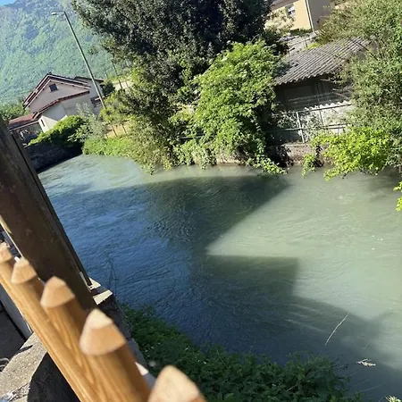 Maison Bord De Rivière Superbe Jardin Villa