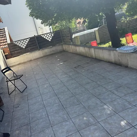 Maison Bord De Riviere Superbe Jardin Villa *